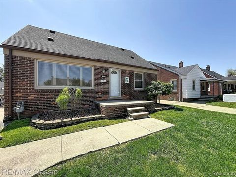 Photo of 1757 Riverbank Street, Lincoln Park, MI 48146 (MLS # 60994456)