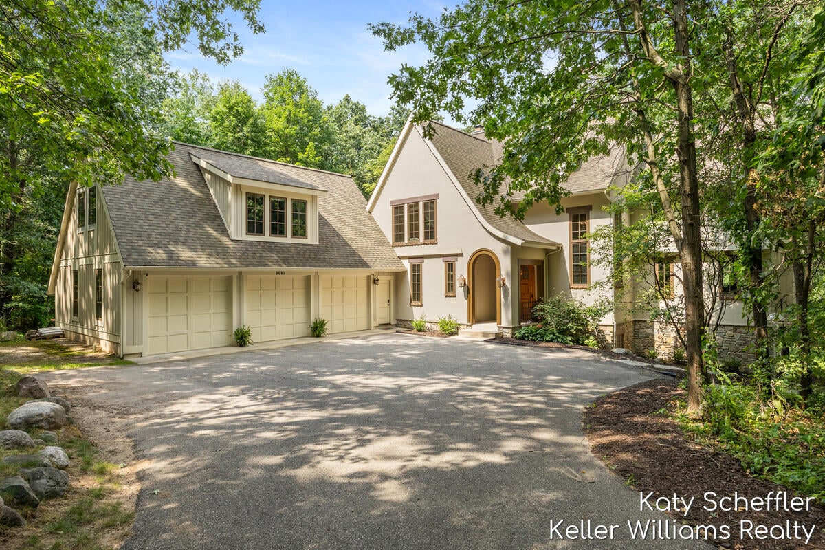 6065 W Back Forty Drive