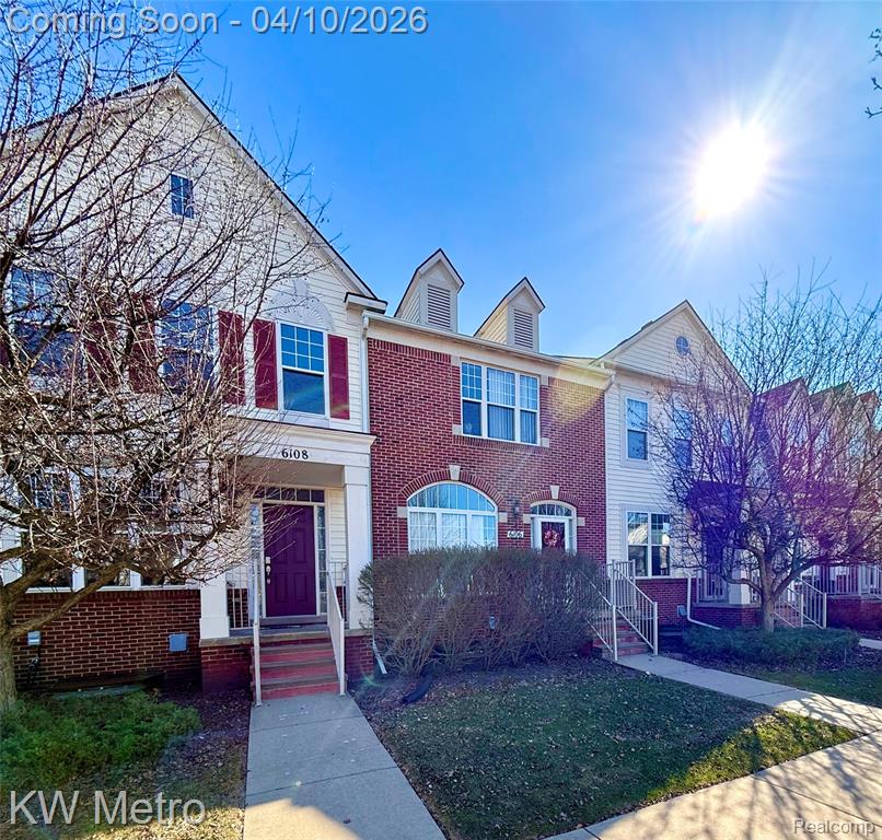 6108 Heron Hills Drive