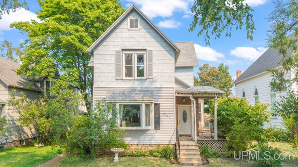 321 S 13TH ST, ESCANABA, MI 49829 - Image 5392f6fe738edf4fa436a93daa451a75/160553231
