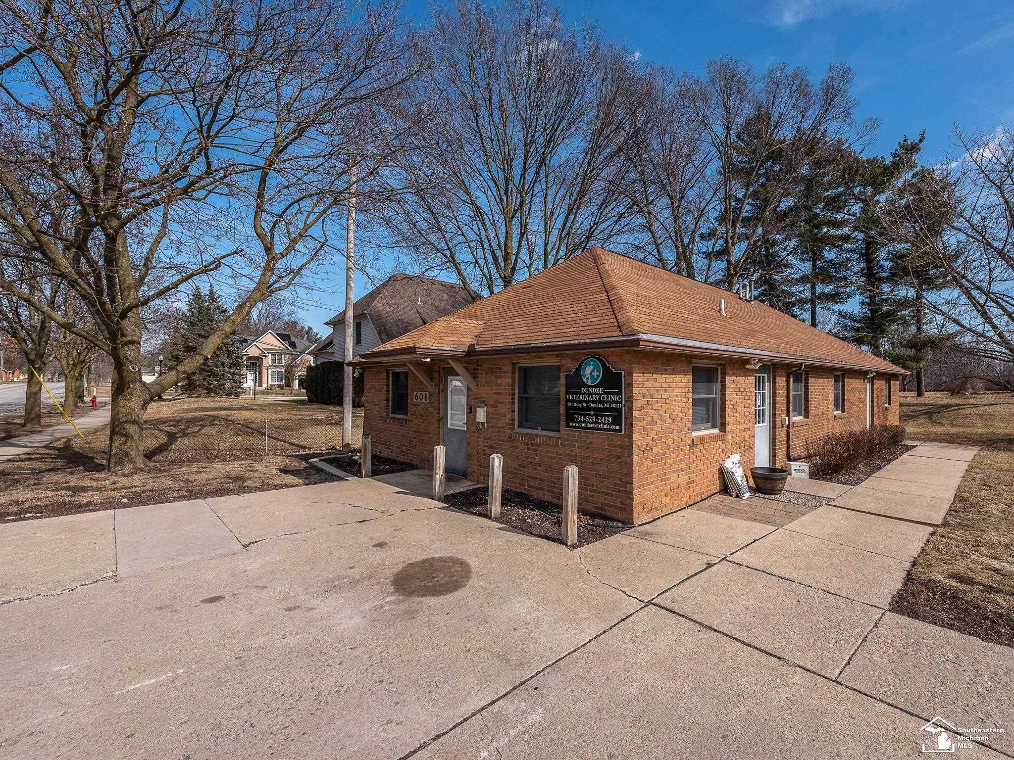 601 Riley Street