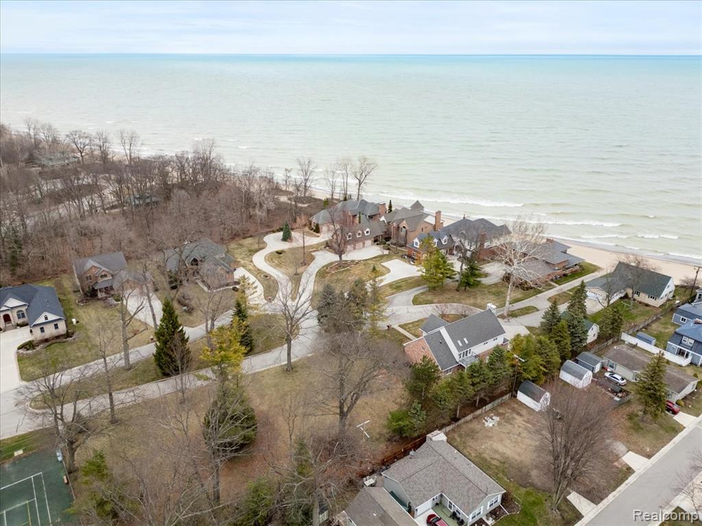 2995 Sandy Oaks Lane