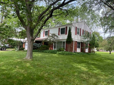 Photo of 1339 Tomah Drive, Mount Pleasant, MI 48858 (MLS # 80071534)
