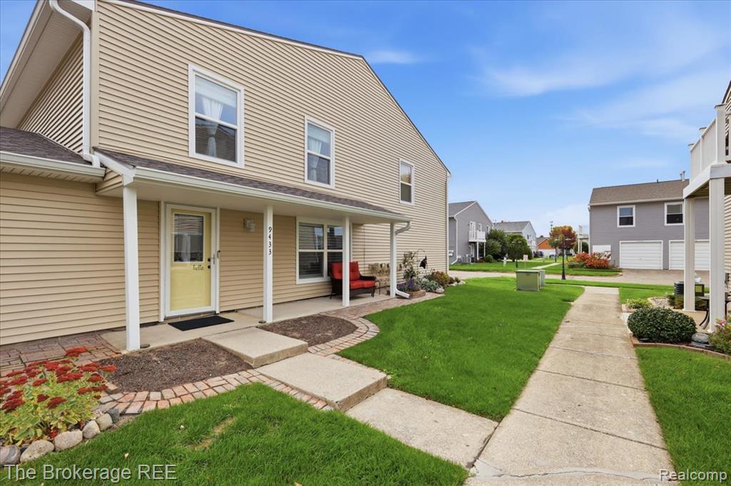9433 Parkwood