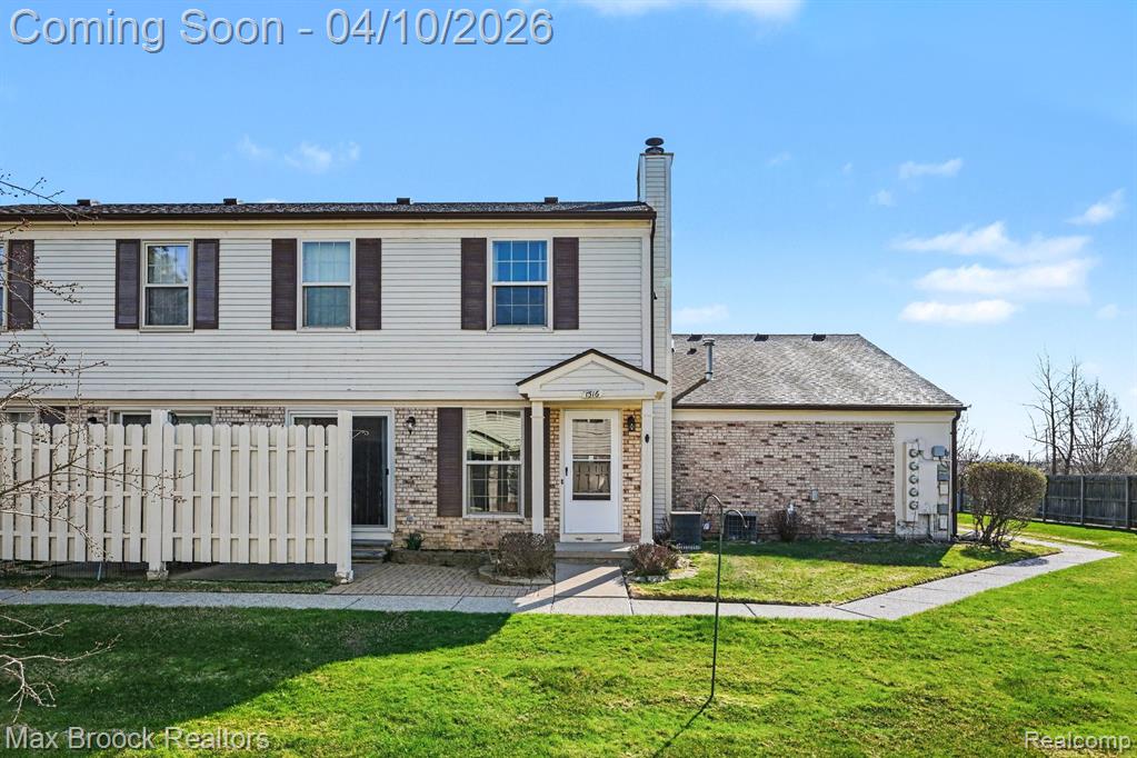 1516 S Dover Hill 23