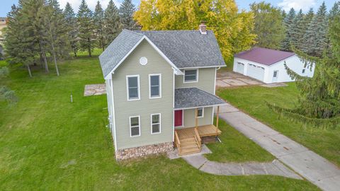 706 S Lincoln Avenue Alma MI 48801