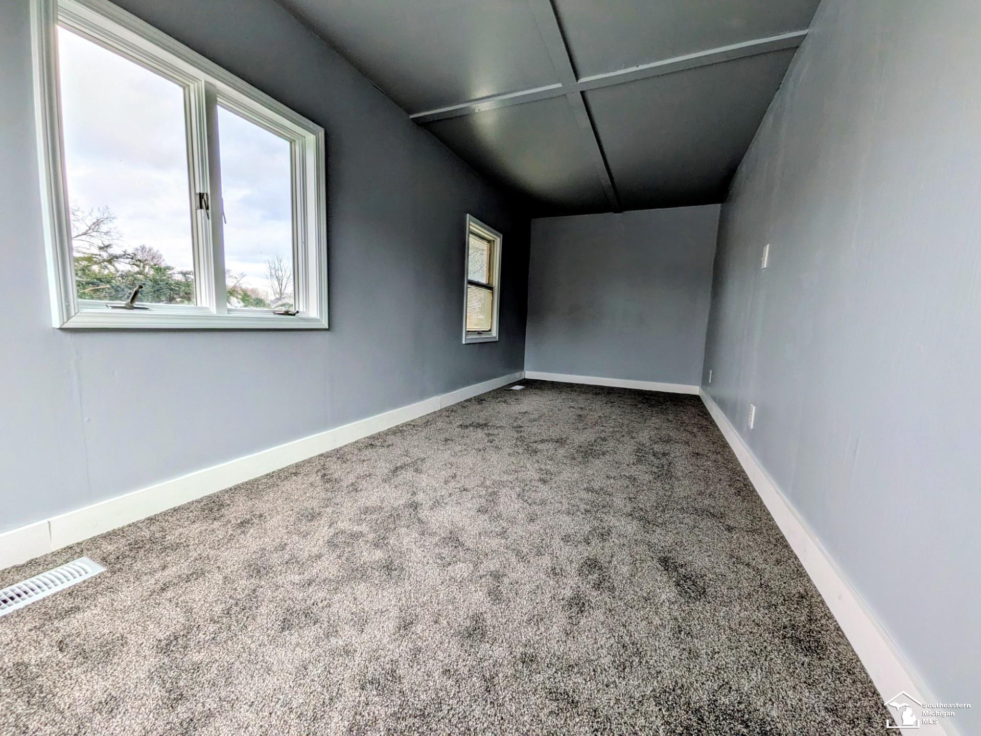 3246 Navarre Boulevard