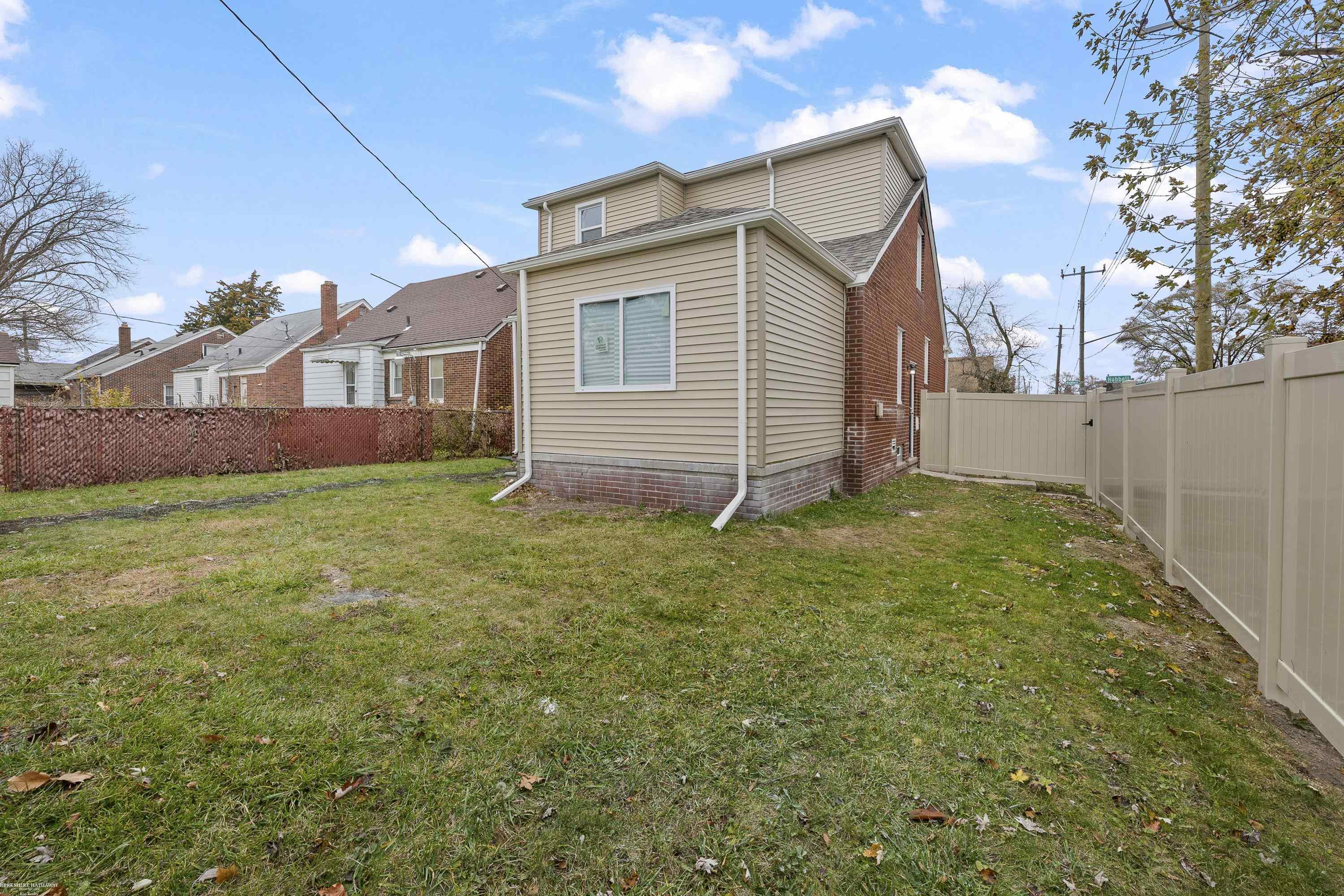 Detroit, Michigan 48235, United States, 3 Bedrooms Bedrooms, ,3 BathroomsBathrooms,Residential,Active,247473