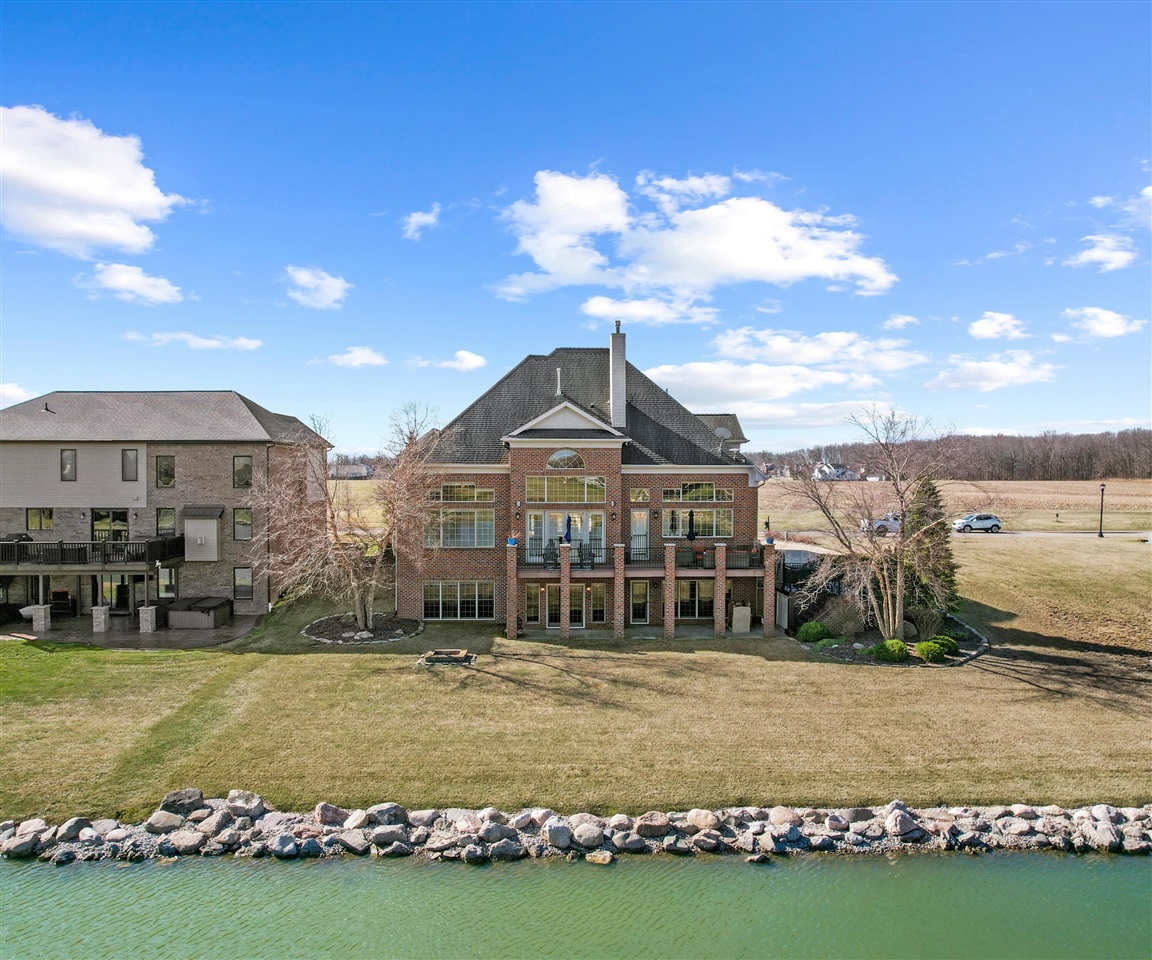 8178 Hunters Ridge Drive