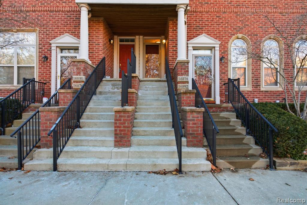 16878 Farmington Road