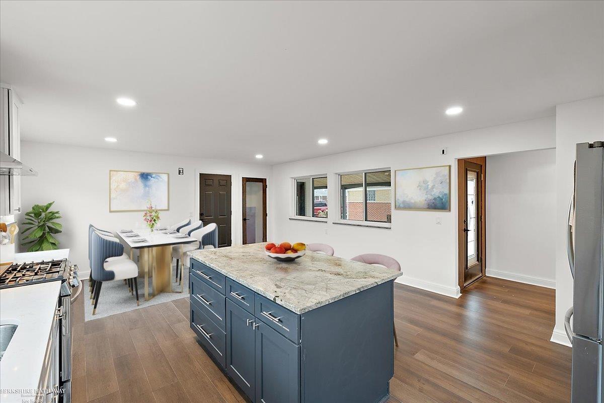 Saint Clair Shores, Michigan 48081, United States, 3 Bedrooms Bedrooms, ,3 BathroomsBathrooms,Residential,Active,114549