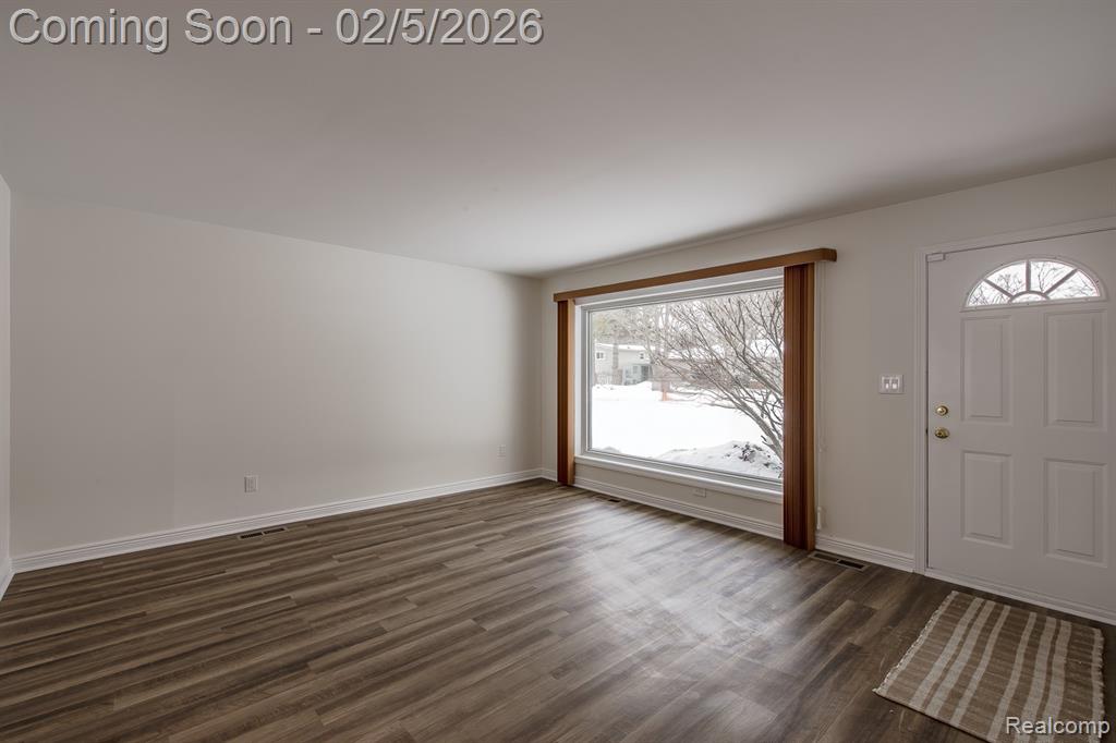 21123 Laurelwood Street