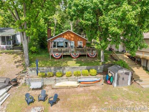 Photo of 11415 Oak Drive, Delton, MI 49046 (MLS # 70536128)