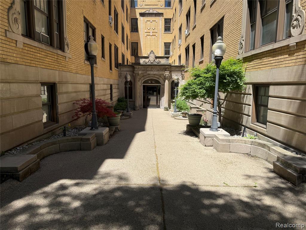 120 Seward Street 108