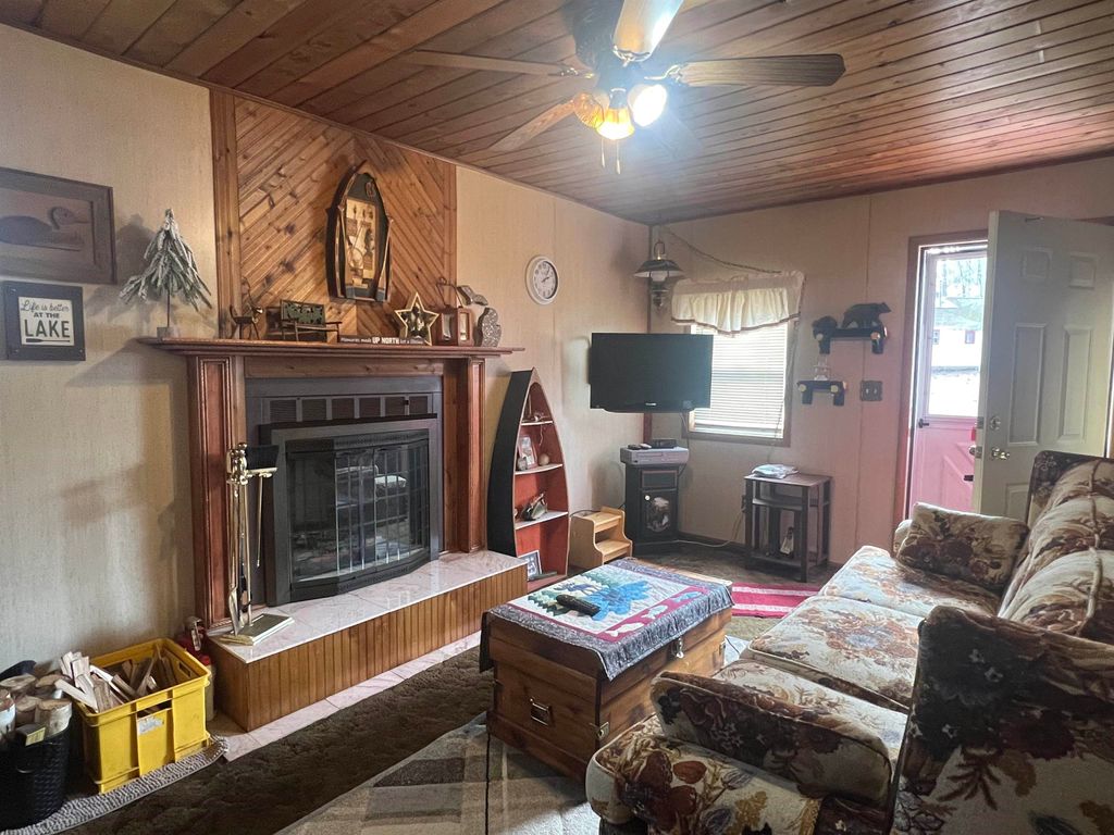 Photo of 917 Oak Drive, Lake, MI 48632 (MLS # 50201213)