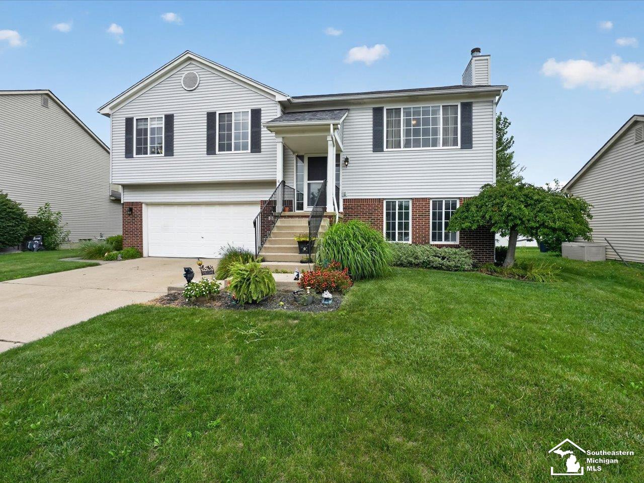 256 Dundee Ridge