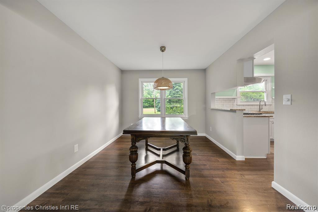 Rochester Hills, Michigan 48309, United States, 3 Bedrooms Bedrooms, ,2 BathroomsBathrooms,Residential,Active,218867