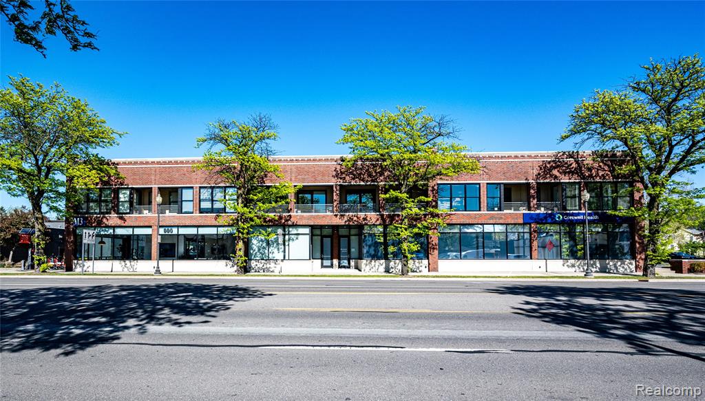 922 N Main Street 212
