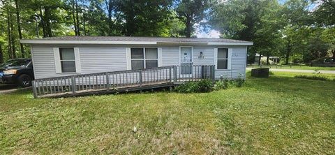 Photo of 402 Northway Drive, Houghton Lake, MI 48629 (MLS # 70541994)