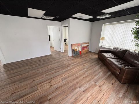 Photo of 1362 W HURON Street, Waterford, MI 48328 (MLS # 60959526)