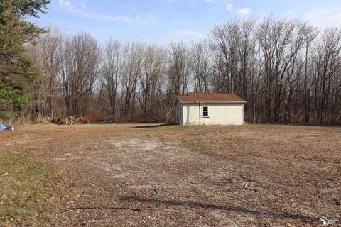 2630 W Temperance Road Temperance MI 48182