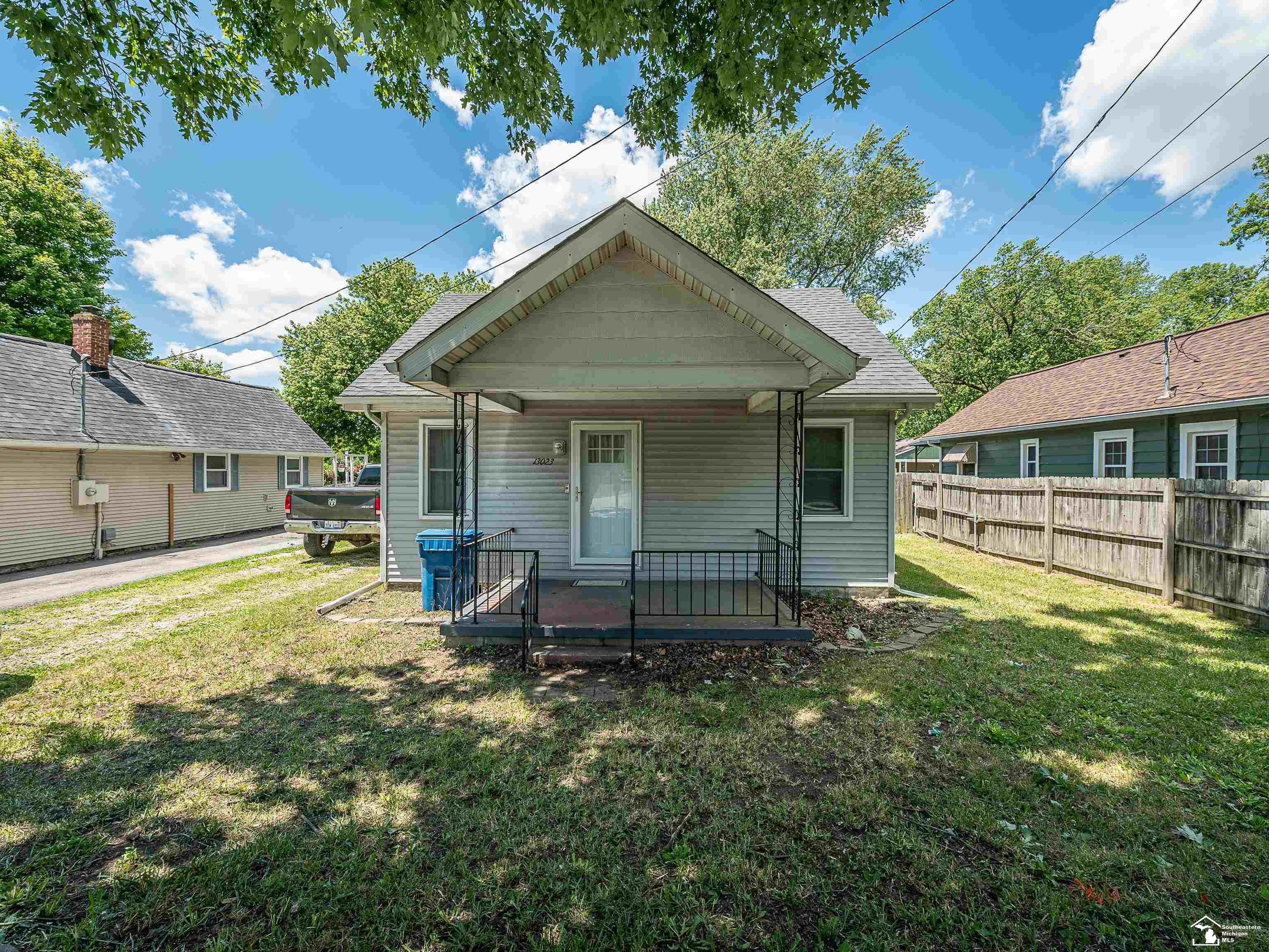 13023 S Dixie Highway