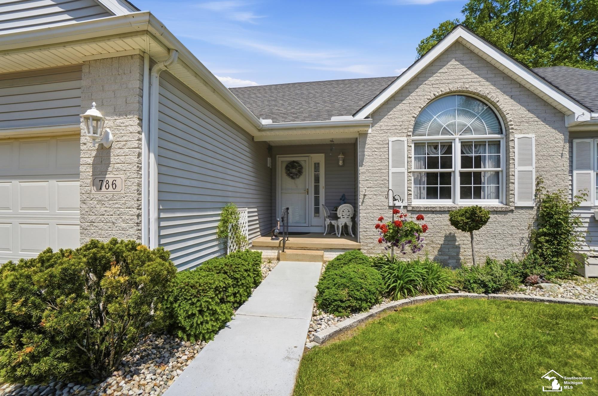 786 Santa Fe Court