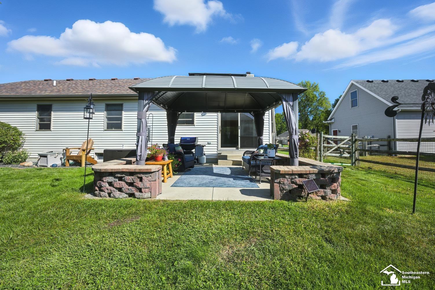 1087 Eagle Lane