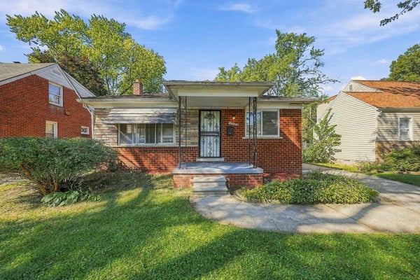 15509 FIELDING ST, DETROIT, MI 48223 - Image 5c0c231a674b1b8ac54f856574ccb310/136569410