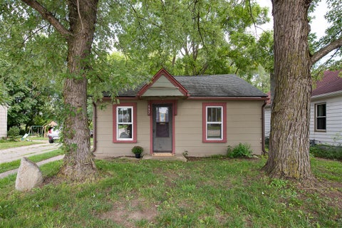 Photo of 597 S Wagner Road, Ann Arbor, MI 48103 (MLS # 70560080)