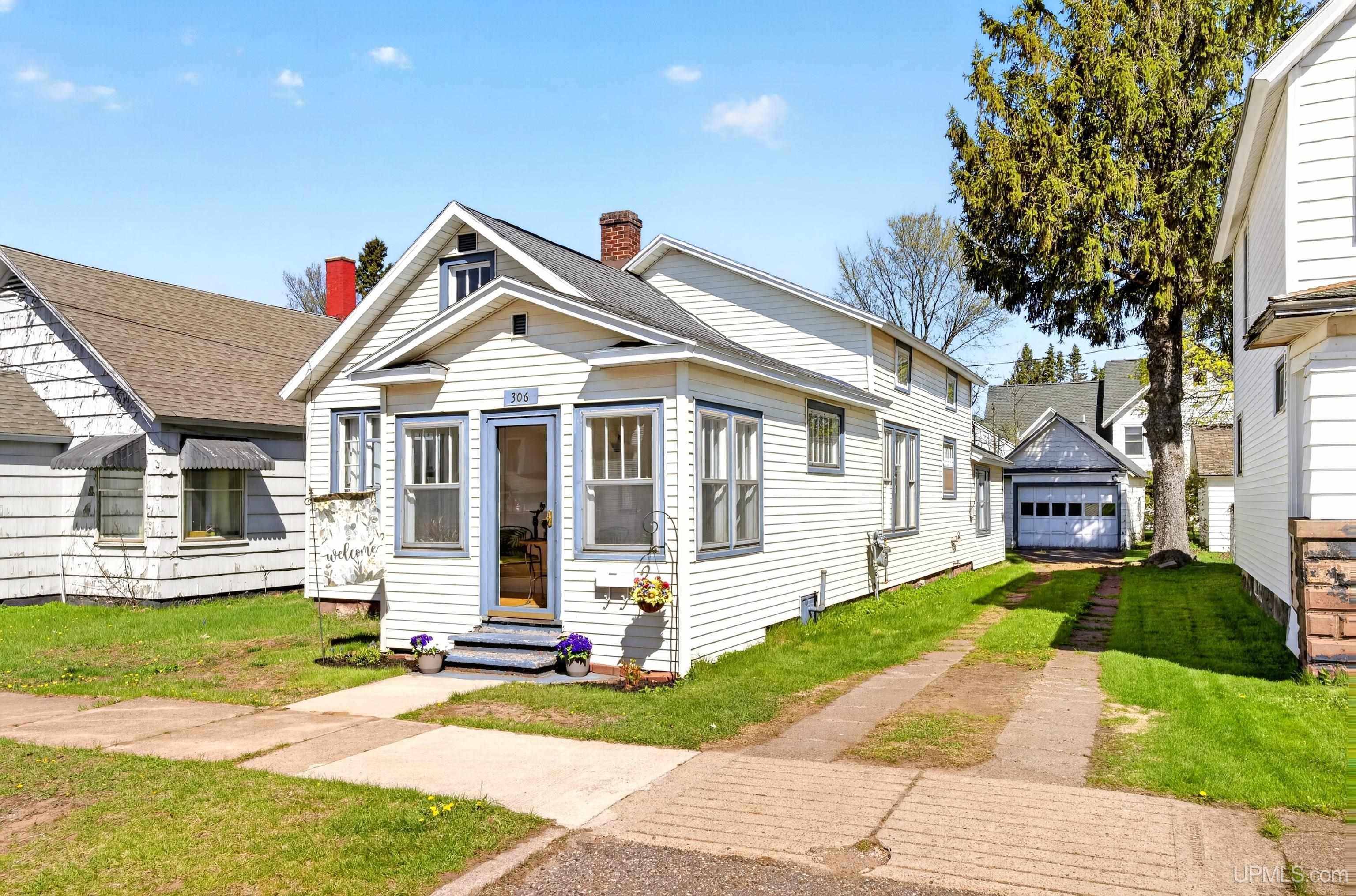 306 W Ridge Street