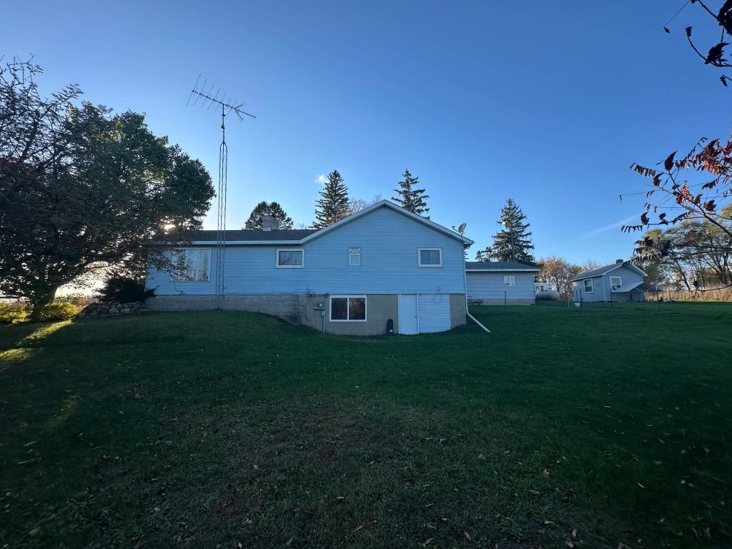 Photo of 4142 Gedney Road, Gladwin, MI 48624 (MLS # 50226445)