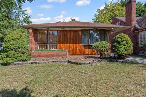 Photo of 19960 Lichfield Road, Detroit, MI 48221 (MLS # 60935816)