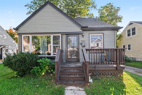 Photo of 2824 Kenmore Road, Berkley, MI 48072 (MLS # 70563469)