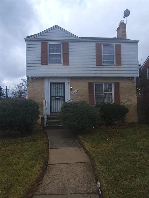 Photo of 10301 Morang Avenue, Detroit, MI 48224 (MLS # 70544901)