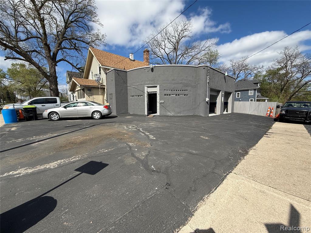 128 Baldwin Avenue