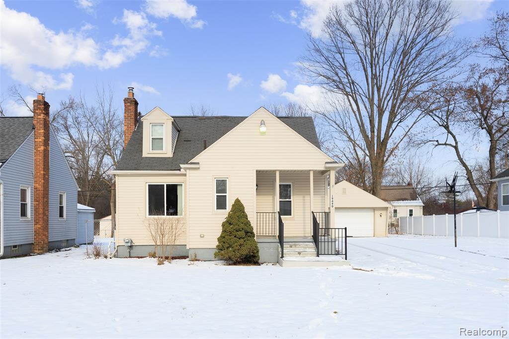 19490 Goldwin Street