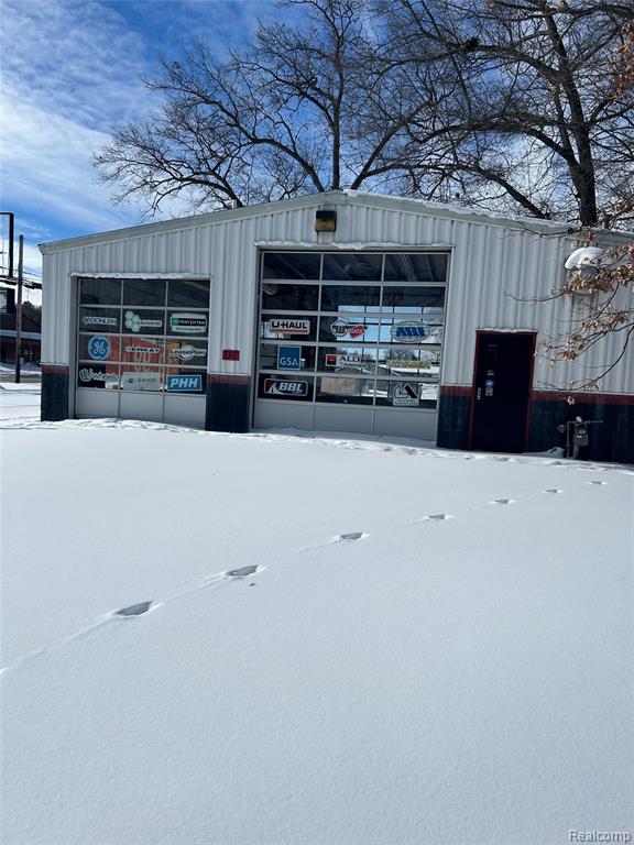 Properties Available 1 - 1 3044 W Houghton Lake Drive