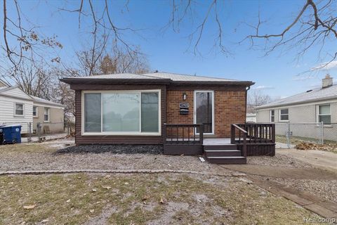 12924 Fenton Redford MI 48239