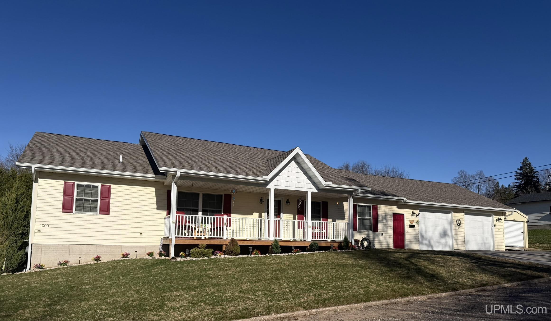 1000 W Ludington Street