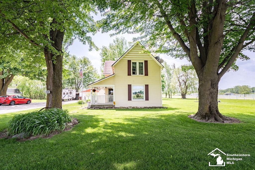 1584 E Newburg Road