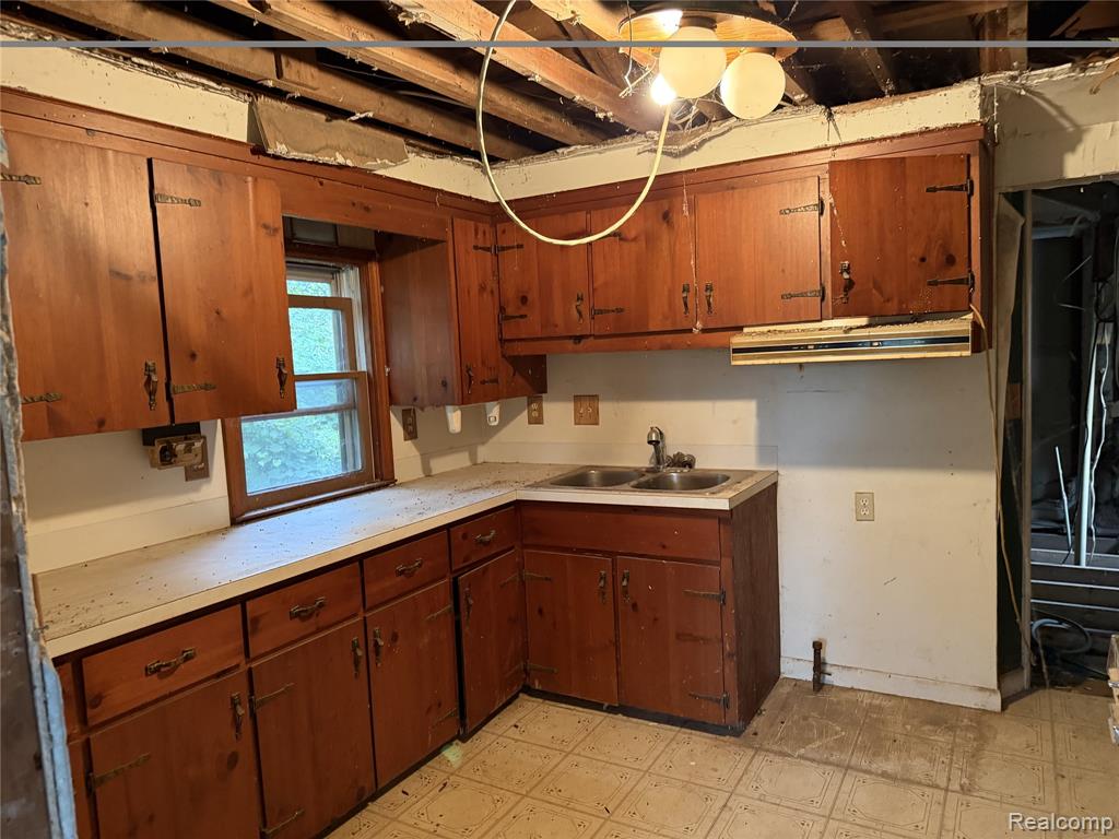 3121 W Stein Road