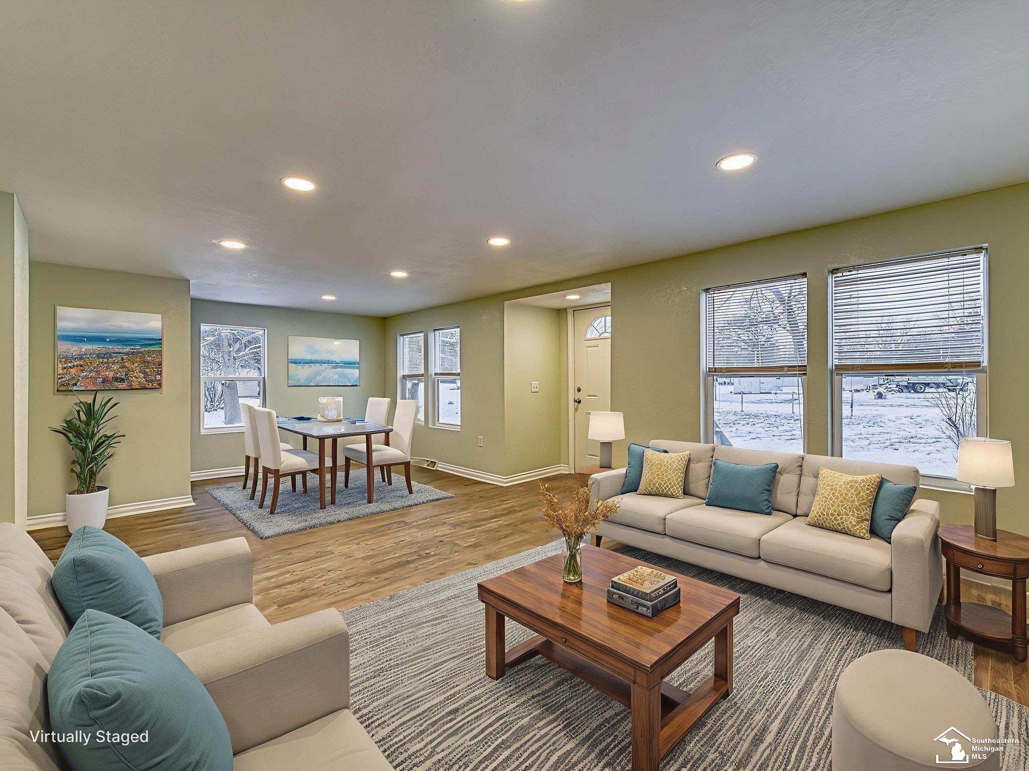 3157 Maplewood Avenue