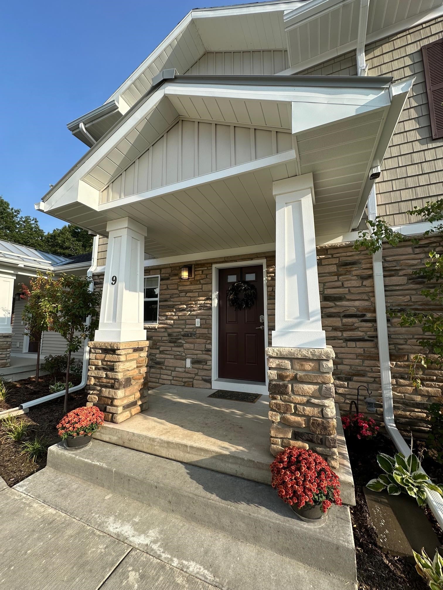 1554 Simsbury Street Lot: 9