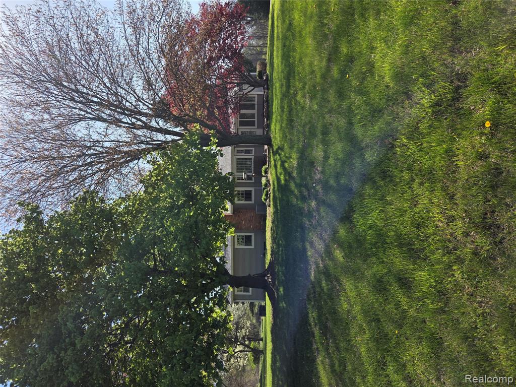 Properties Available 2 - 2 4305 N Hickory Ridge Road