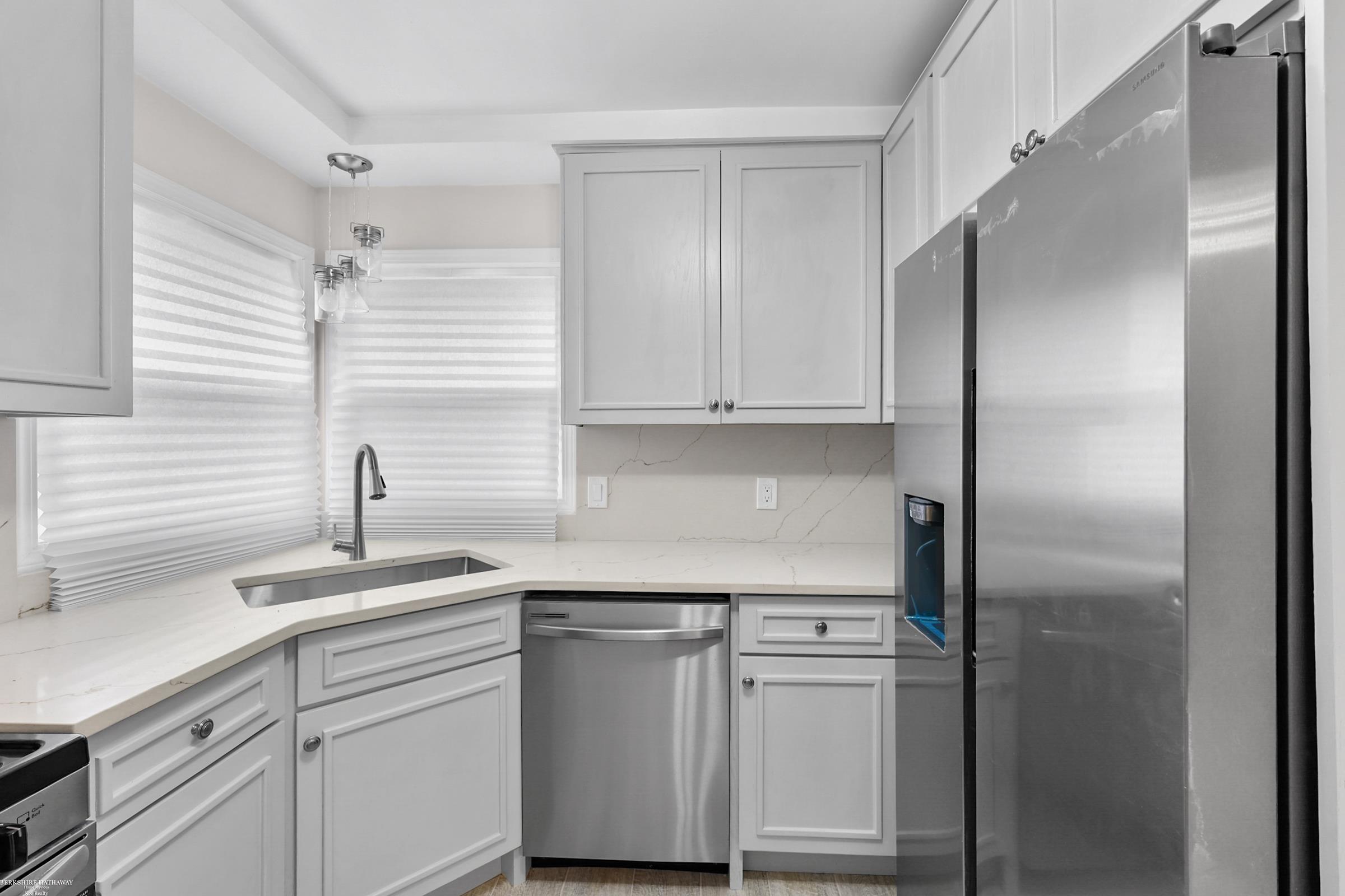 Detroit, Michigan 48235, United States, 3 Bedrooms Bedrooms, ,2 BathroomsBathrooms,Residential,Active,230893