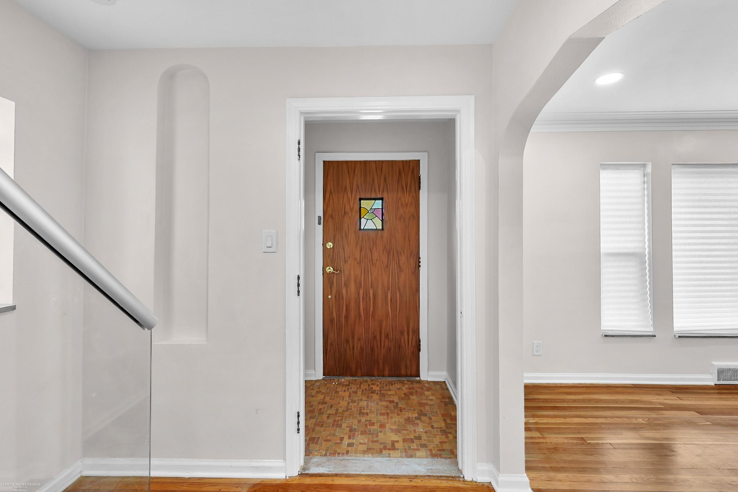 Detroit, Michigan 48235, United States, 3 Bedrooms Bedrooms, ,2 BathroomsBathrooms,Residential,Active,230893