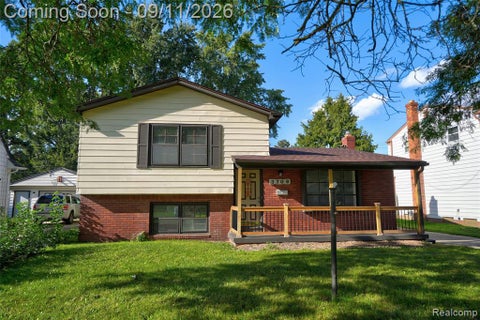 Photo of 3709 Evergreen Parkway, Flint, MI 48503 (MLS # 61028281)