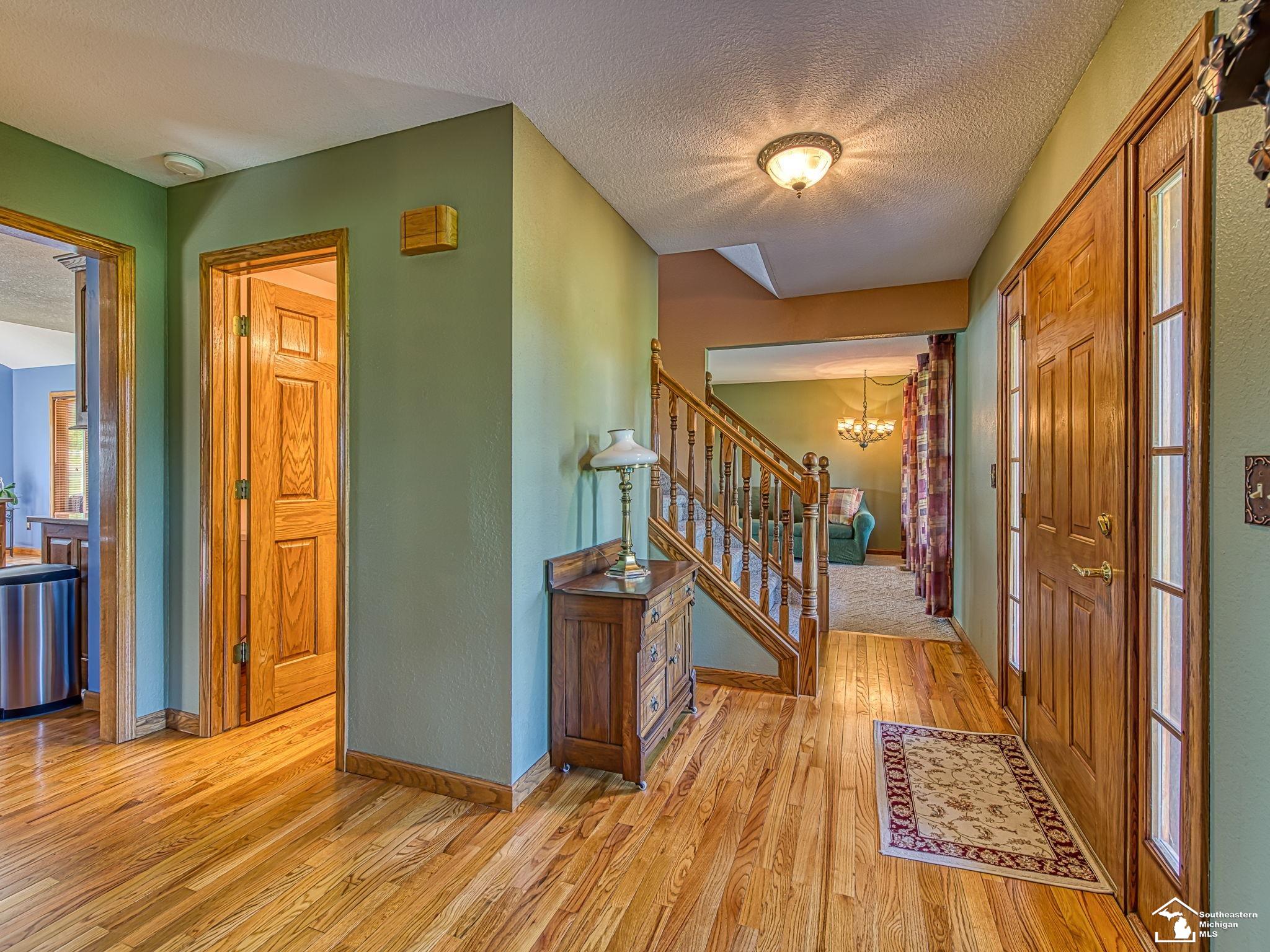 4992 Post Road