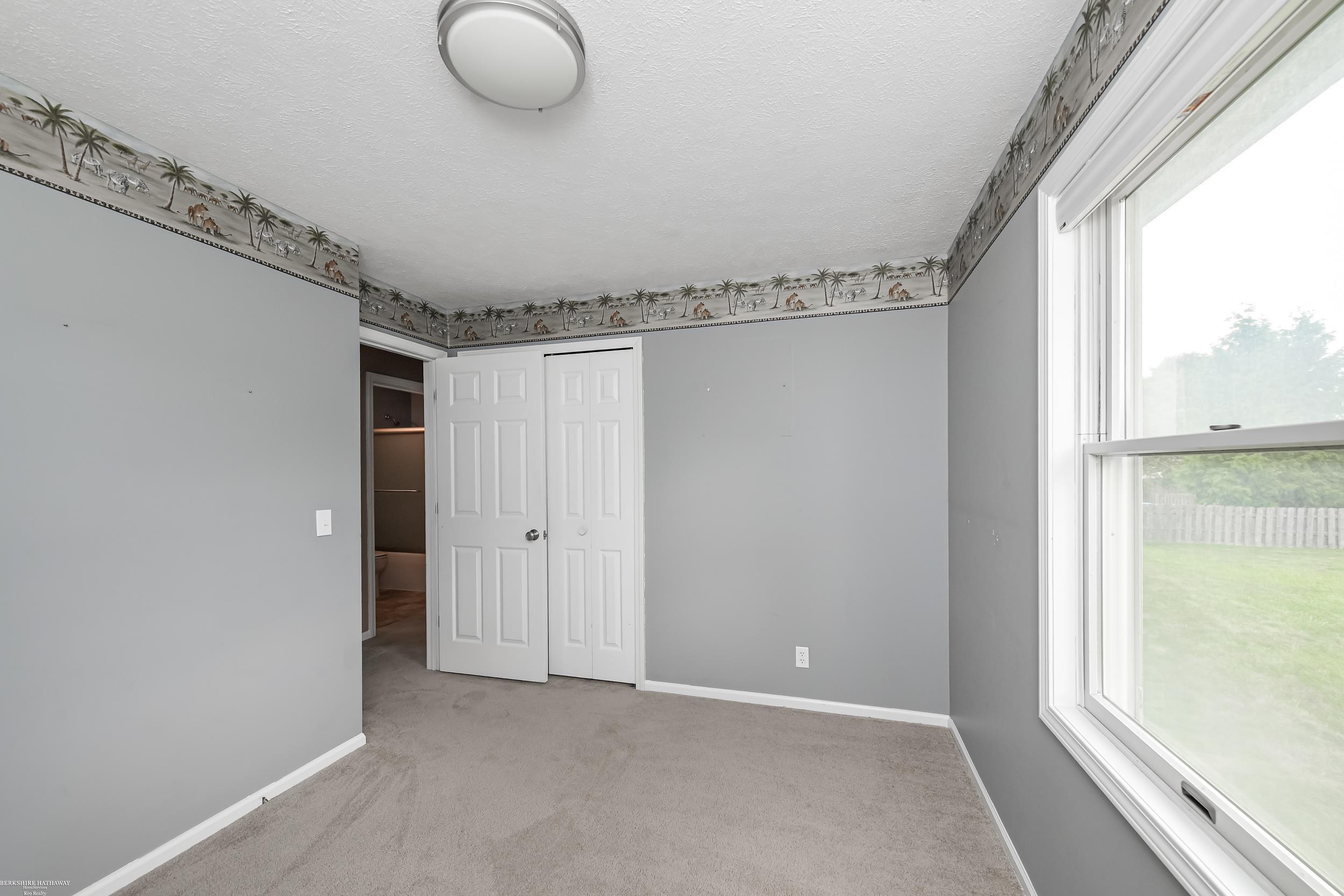 Macomb Twp, Michigan 48044, United States, 3 Bedrooms Bedrooms, ,3 BathroomsBathrooms,Residential,Pending,202044